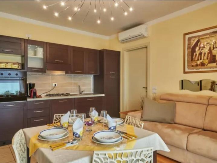 Residence Orchidea Sirmione Buitenkant foto