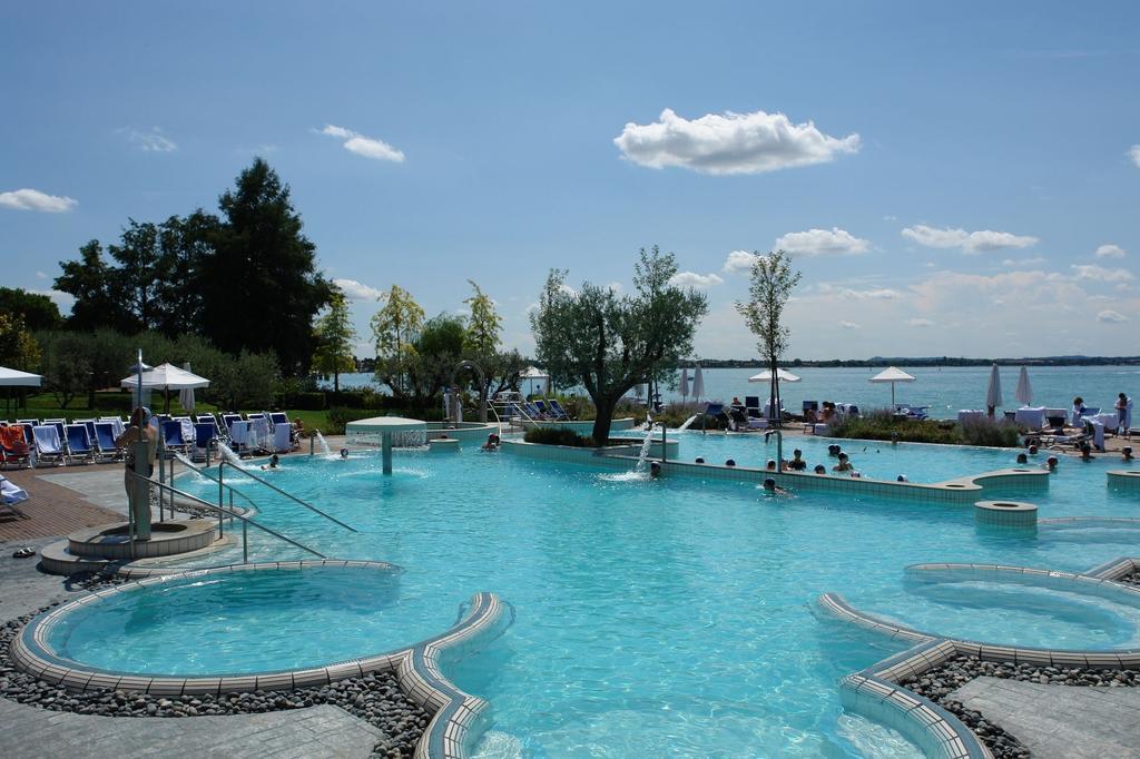 Residence Orchidea Sirmione Buitenkant foto